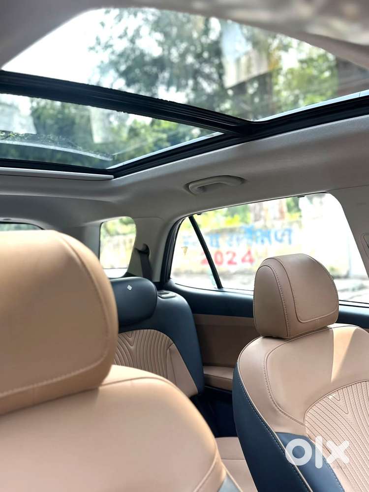 Hyundai Alcazar Platinum, 2024, Petrol