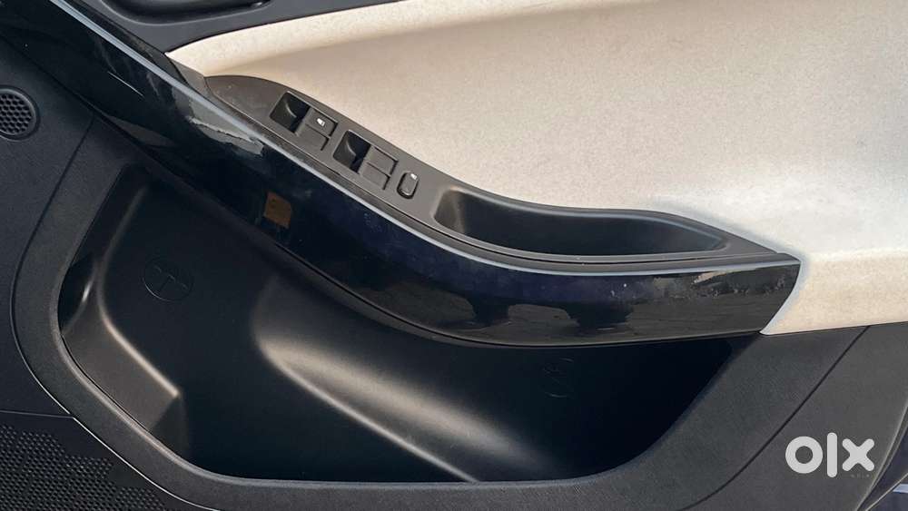 Tata Curvv Pure Plus 1.2 Revotron Petrol 7dca, 2024, Petrol