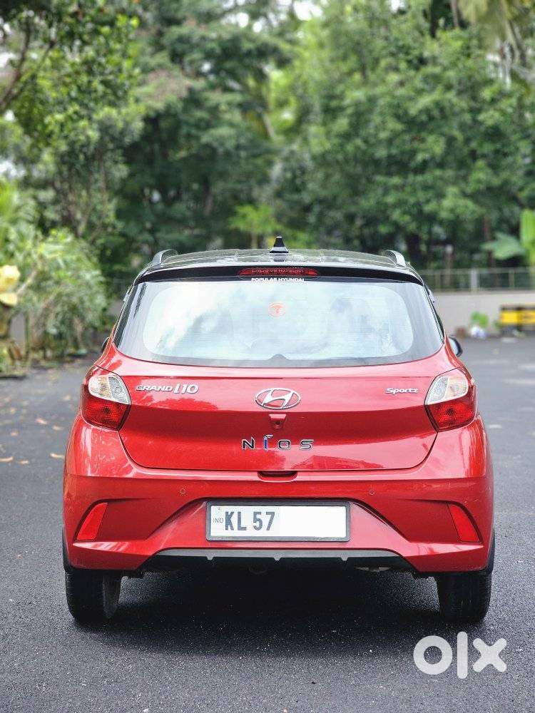 Hyundai Grand I10 Nios Sportz 1.2 At, 2022, Petrol