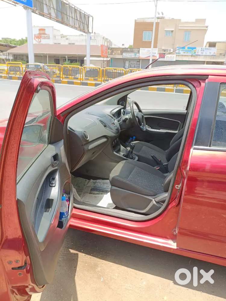Ford Figo 2019 Petrol 22000 Km Driven Top Model Features Scratchless