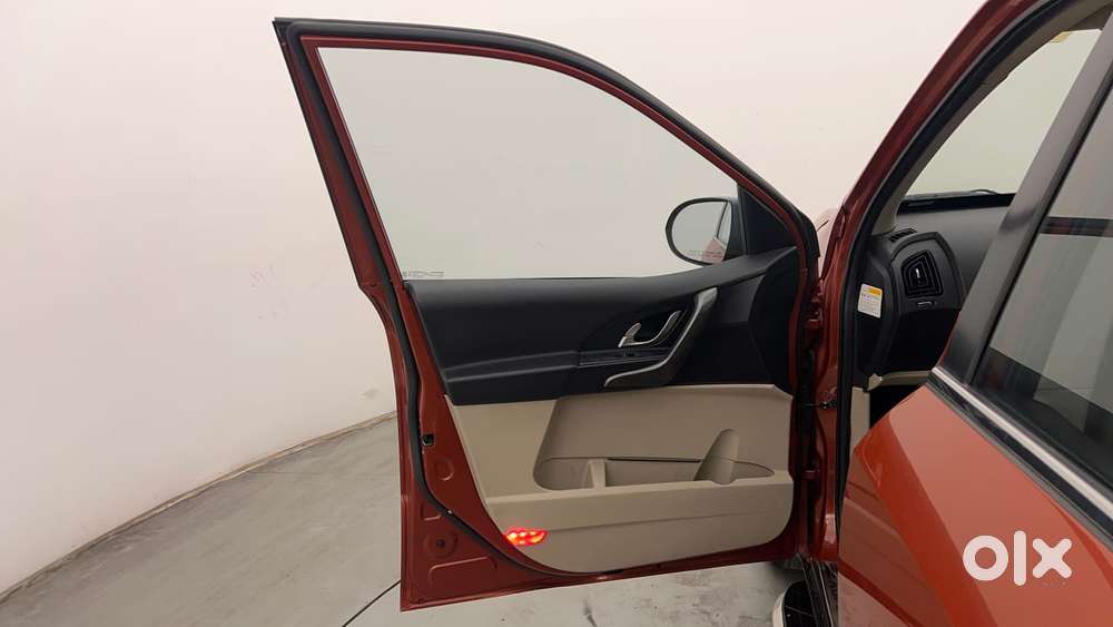 Mahindra Xuv500 W10 At, 2017, Diesel