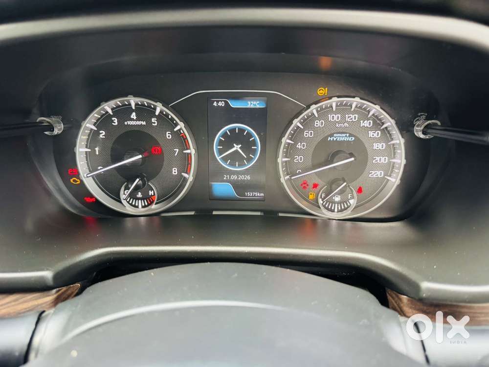 Maruti Suzuki Brezza 1.5 Zxi Smart Hybrid, 2024, Petrol
