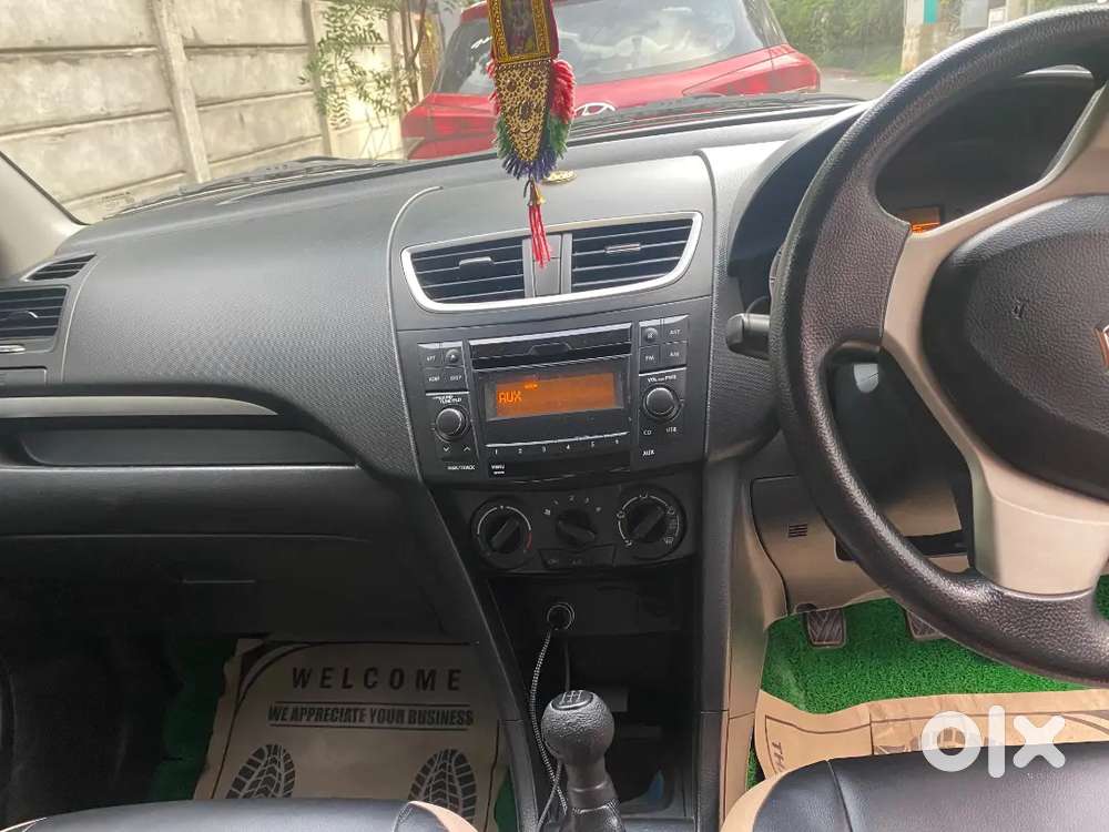 Maruti Suzuki Swift Vxi 2016