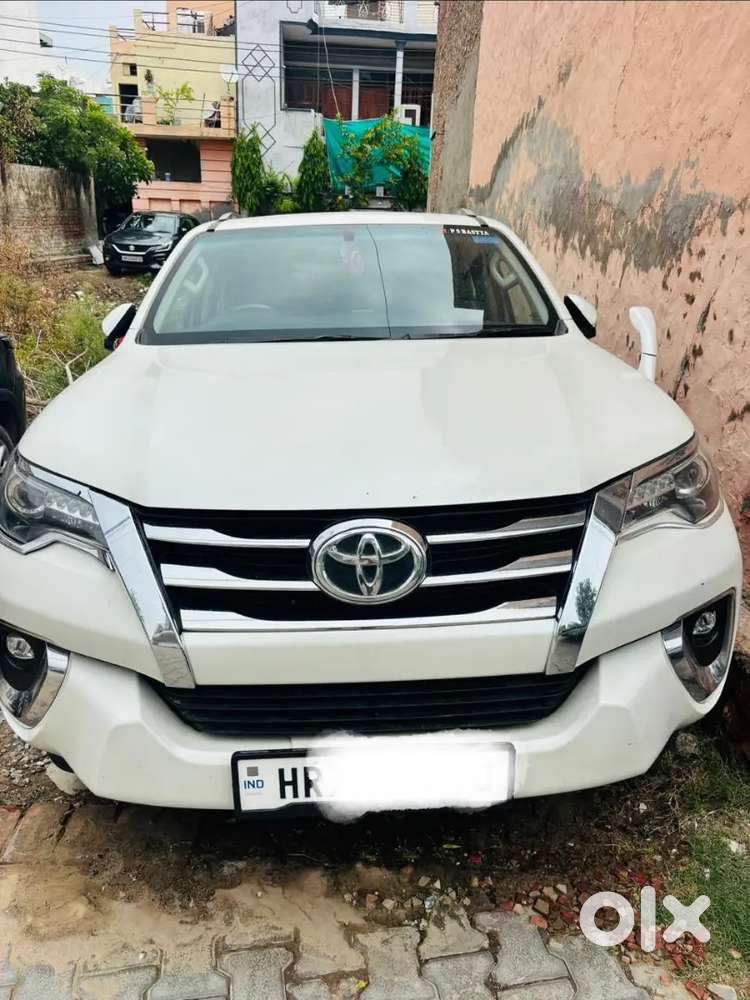 Toyota Fortuner 2019 Petrol Well Maintained