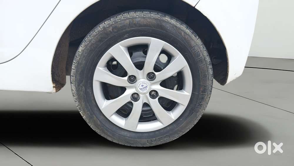 Hyundai Eon Sportz, 2017, Petrol