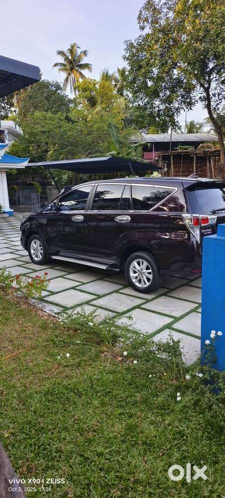 Toyota Innova Crysta 2.4 G Mt, 2017, Diesel