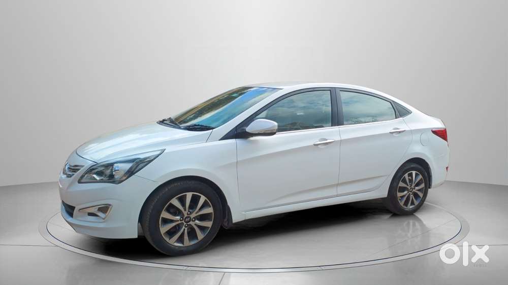 Hyundai Verna 1.6 Sx (o) Vtvt, 2015, Petrol
