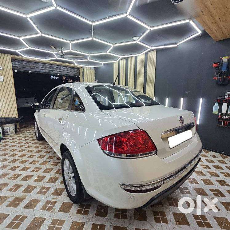 Fiat Linea 1.4 T-jet Plus Emotion, 2016, Petrol