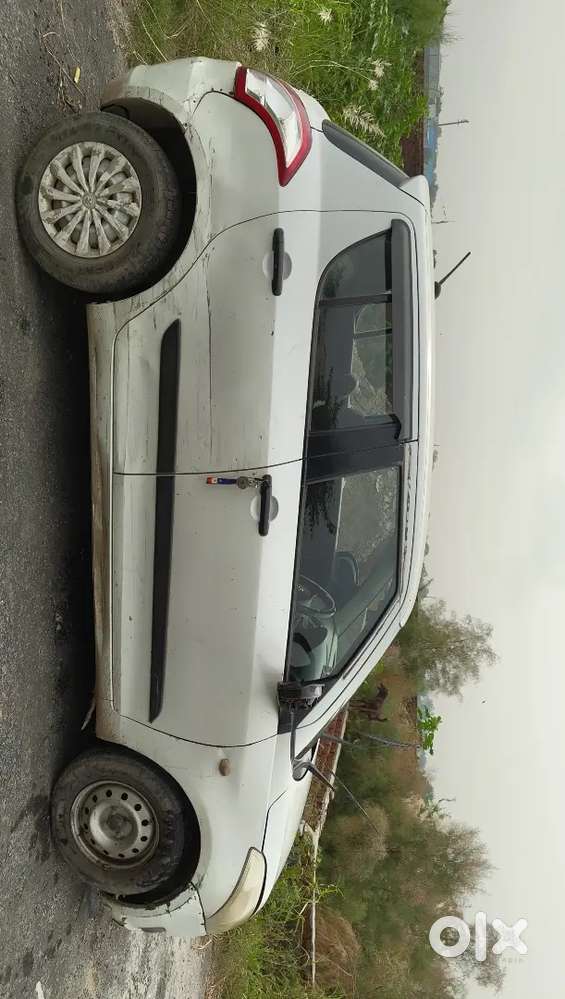 2013 Maruti Suzuki Swift Lxi