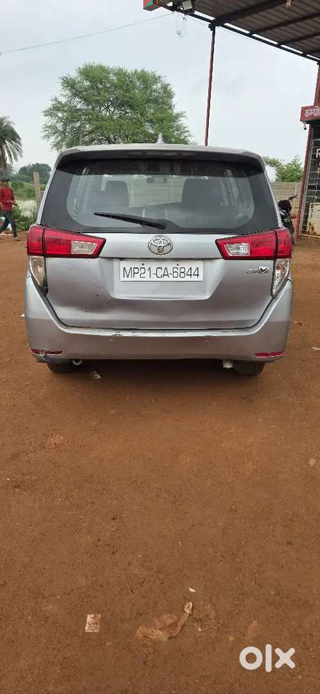 Toyota Innova Crysta 2017 Diesel 87000 Km Driven