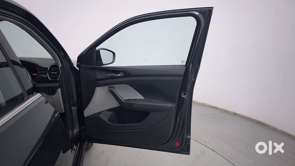 Skoda Kushaq Style 1.0l Tsi At, 2024, Petrol