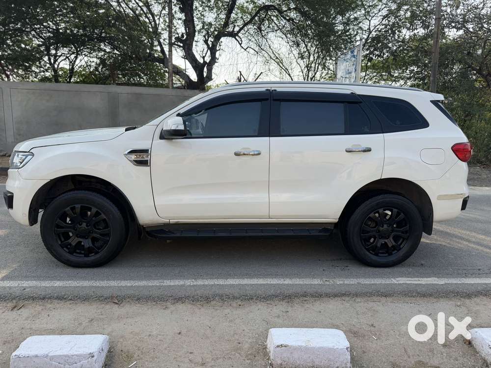 Ford Endeavour 3.2 Trend At 4x4, 2017, Diesel