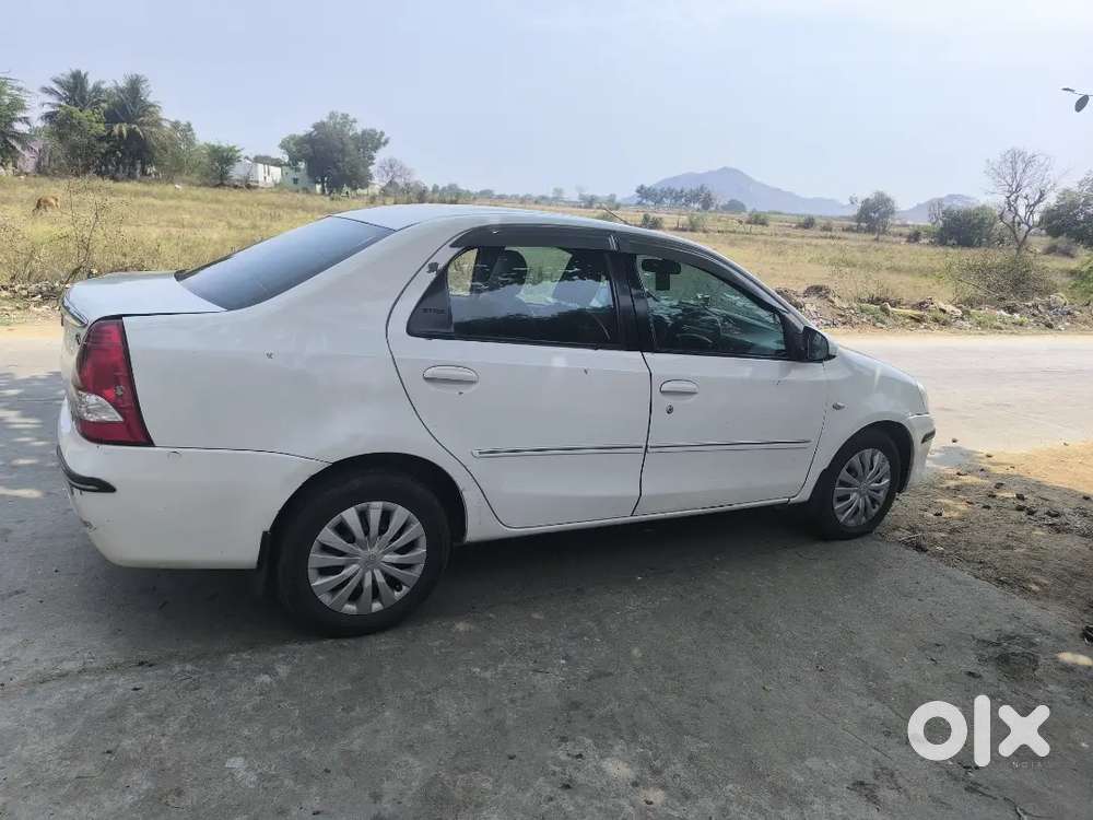 Toyota Etios 2014 Diesel 340000 Km Driven