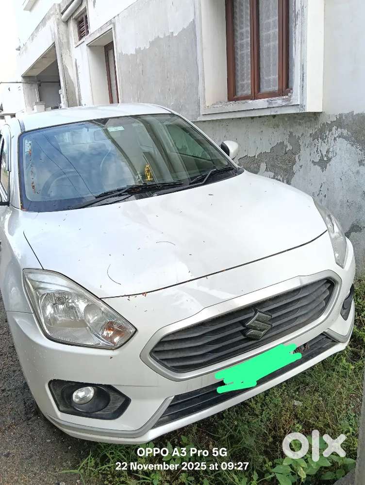 Maruti Suzuki Dzire 2018 Petrol 98700 Km Driven