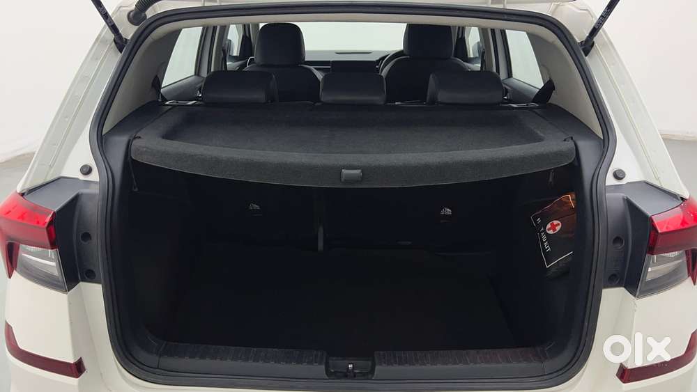 Skoda Kushaq Style 1.0l Tsi Mt, 2022, Petrol