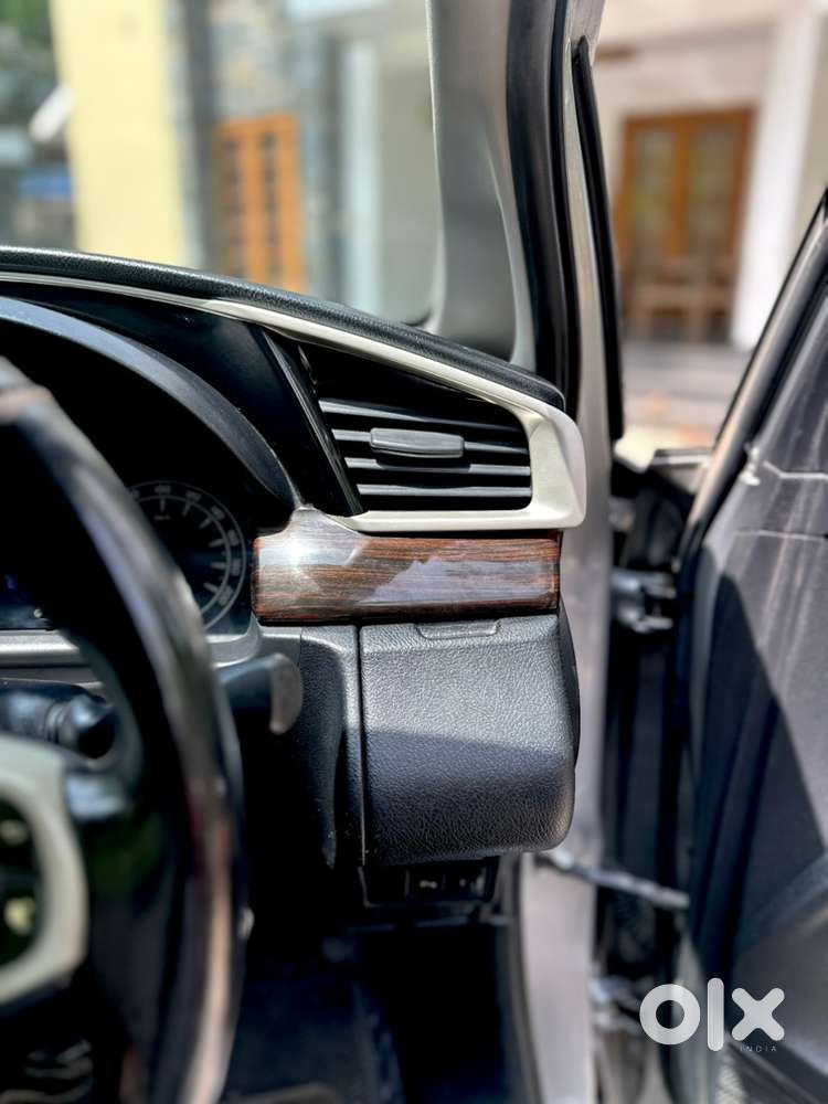 Toyota Innova Crysta 2017