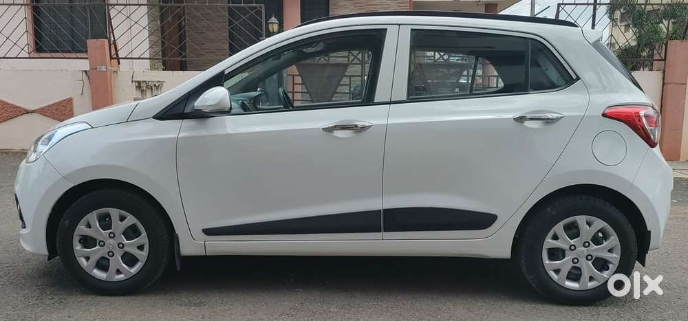 Hyundai Grand I10 Sportz, 2014, Petrol