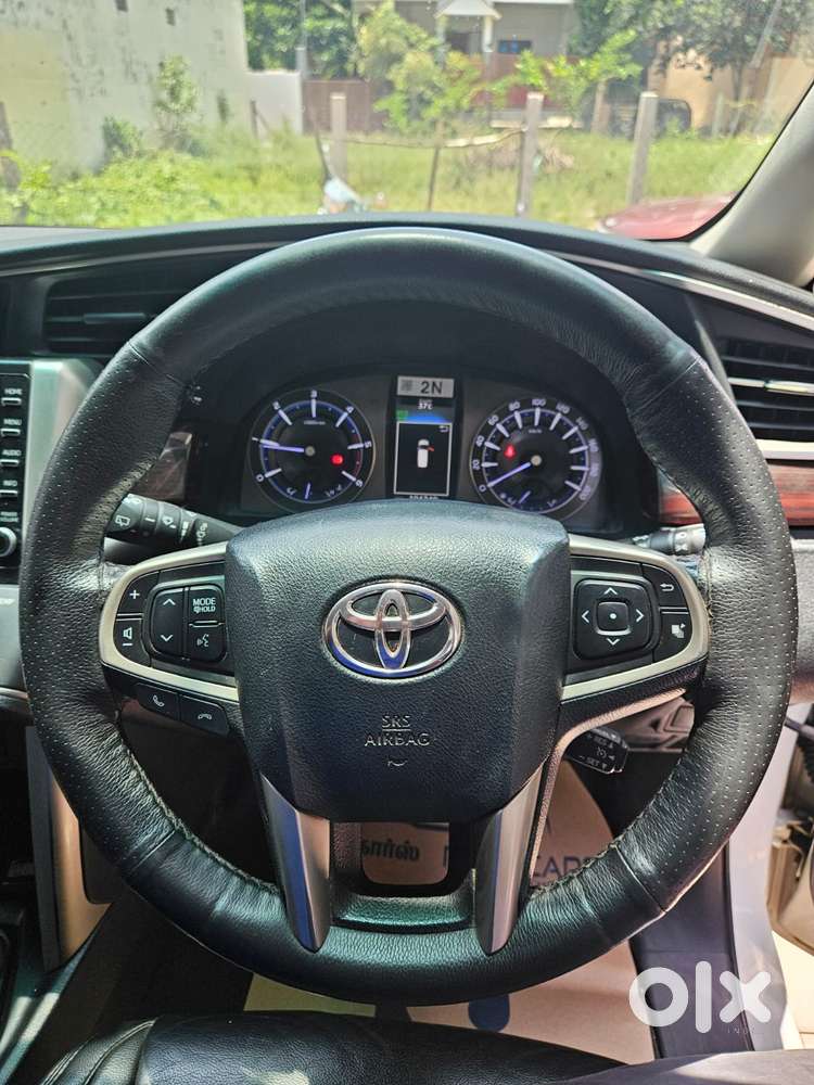Toyota Innova Crysta 2.4 V 8 Str, 2021, Diesel
