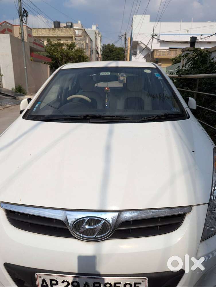Hyundai I20 Sportz 2011