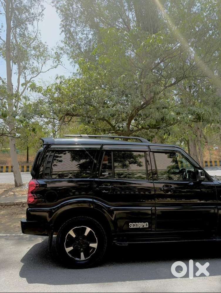 Mahindra Scorpio Classic 2022 Diesel 87000 Km Driven