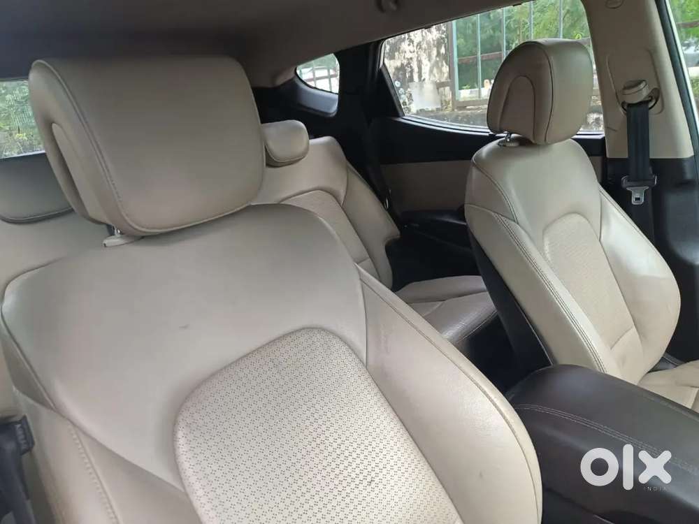 Hyundai Santa Fe 2014 Diesel 245000 Km Driven