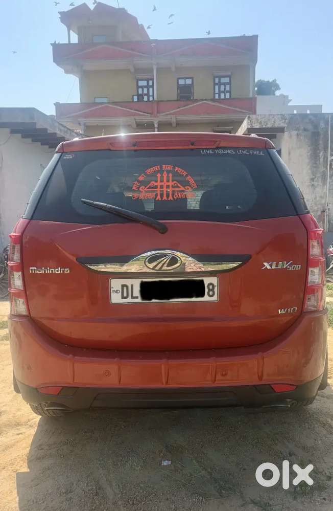 Mahindra Xuv 500 W10