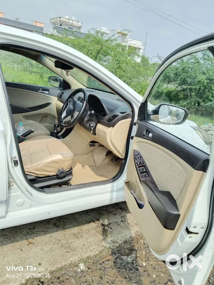 Hyundai Verna 2012 Petrol Well Maintained