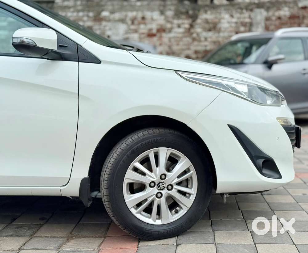 Toyota Yaris Vx Cvt, 2019, Petrol