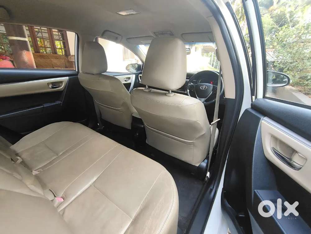 Toyota Corolla Altis 2015 Diesel Well Maintained