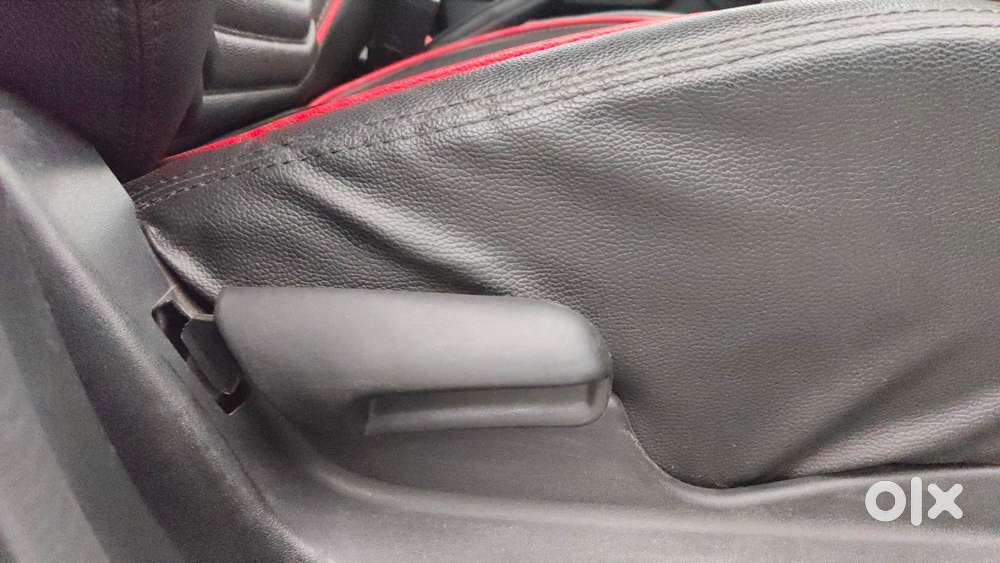 Maruti Suzuki Vitara Brezza 1.5 Vxi At, 2021, Petrol