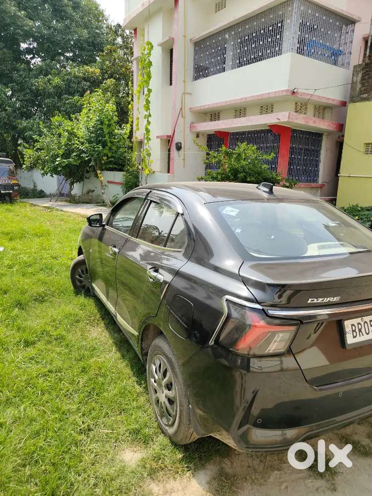 Dzire Cng Blush Black