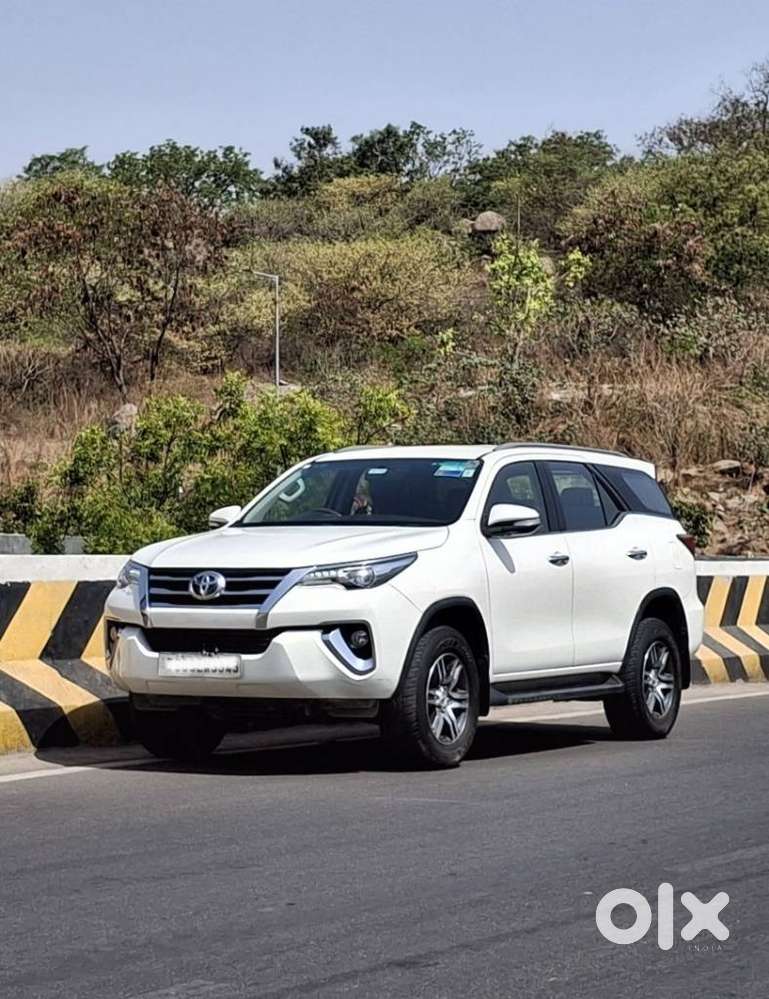 Toyota Fortuner 4x2 At 2.8 Diesel, 2017, Diesel