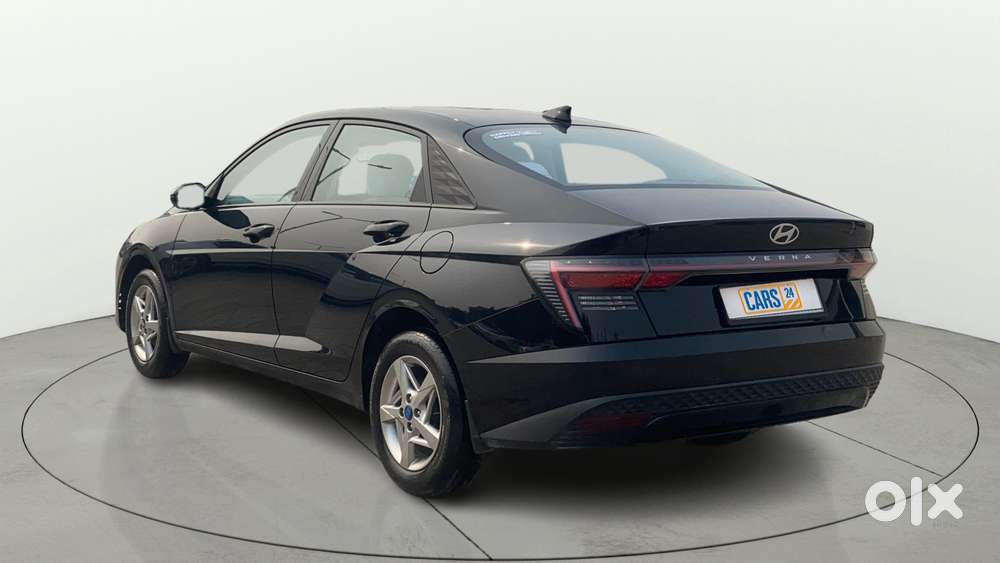 Hyundai Verna 1.5 S Petrol Mt, 2023, Petrol