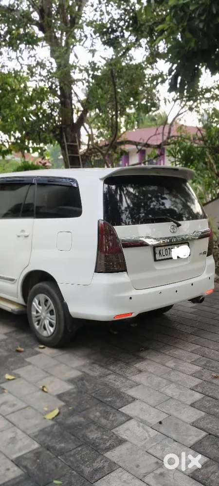 Toyota Innova 2010 Diesel Well Maintained