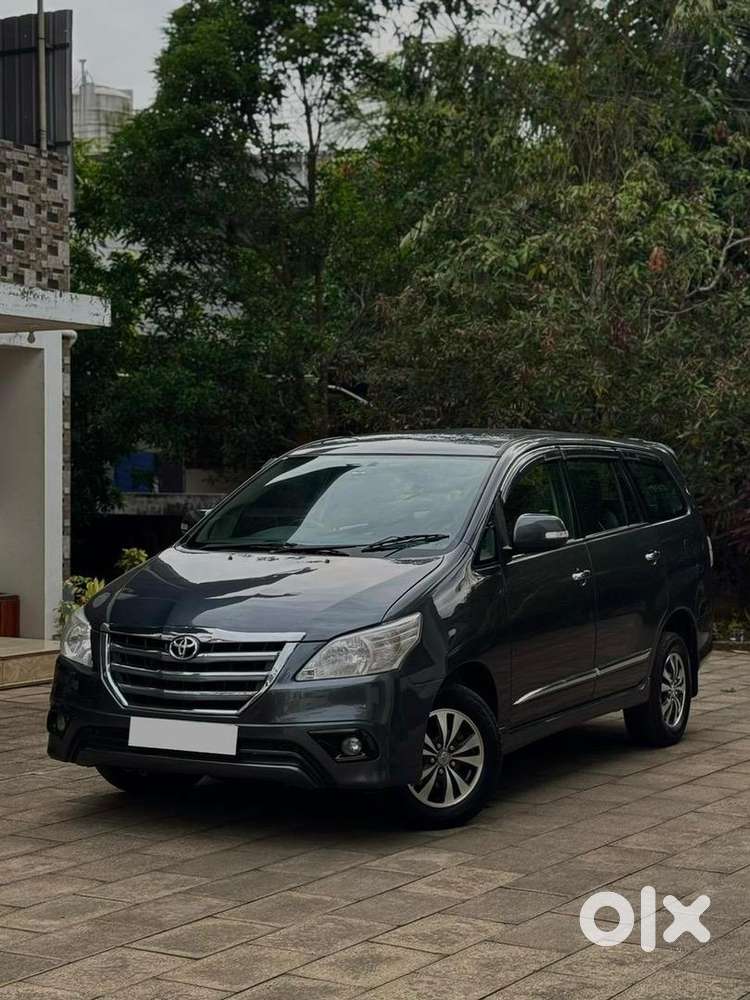 Toyota Innova 2015 Model For Sale