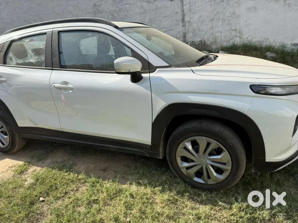 Maruti Suzuki Brezza 2026 Cng & Hybrids 100 Km Driven Only For 5 Years