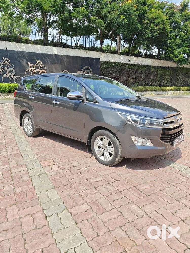 Toyota Innova Crysta 2.4 Z 7 Str, 2016, Diesel