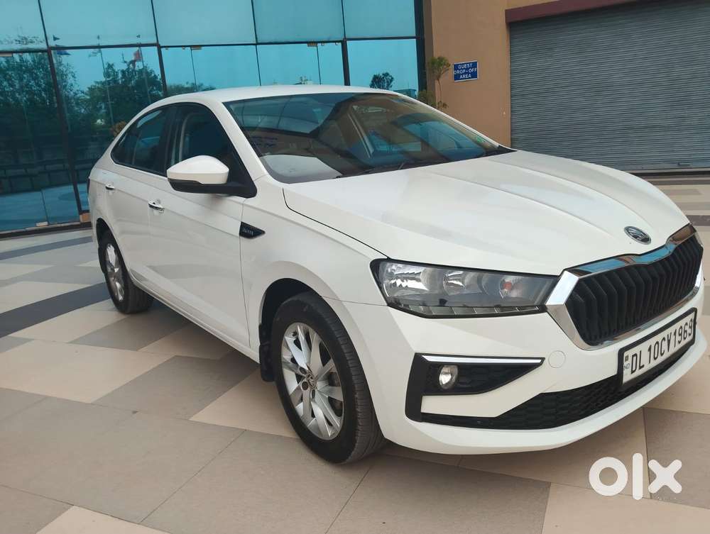 Skoda Slavia 1.0 Ambition Tsi At, 2023, Petrol