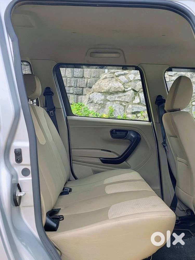 Mahindra Bolero Neo N8, 2024, Diesel
