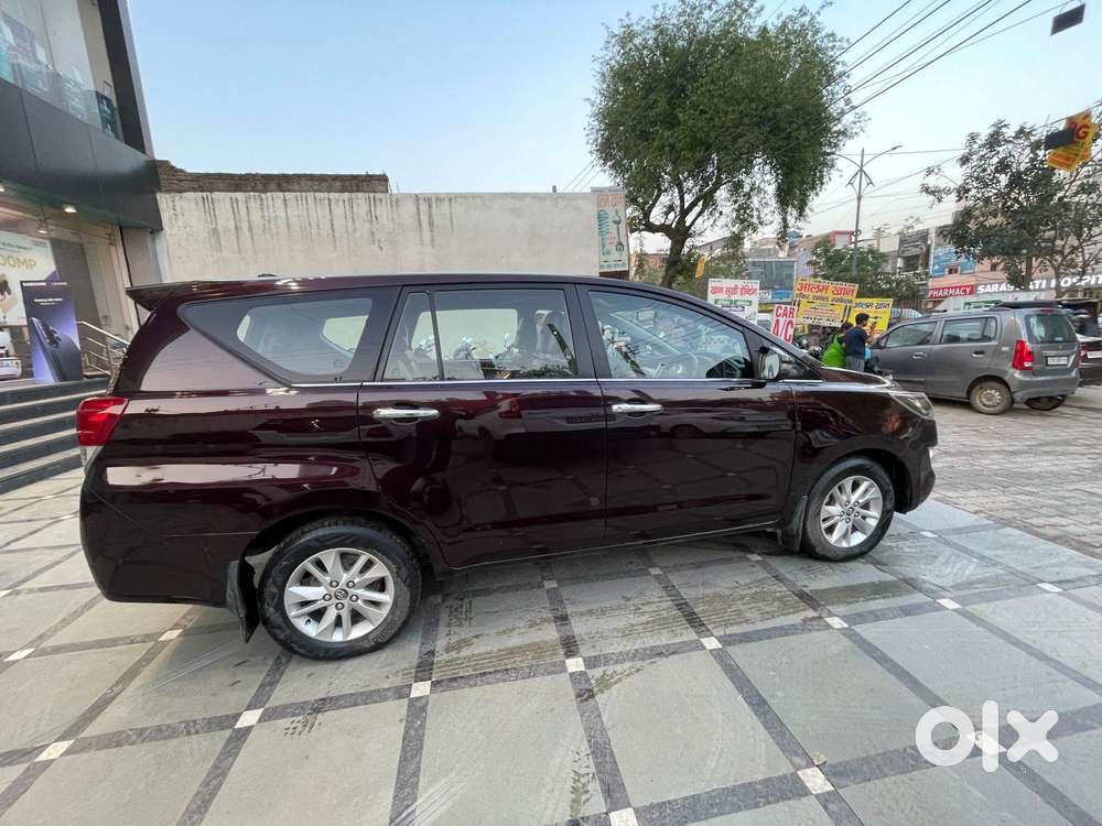 Toyota Innova Crysta 2.4 Vx Mt 8s, 2018, Diesel