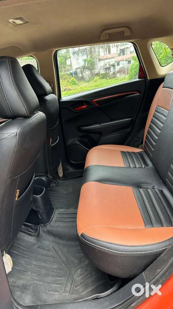 Honda Jazz 2016 Cng & Hybrids 65000 Km Driven