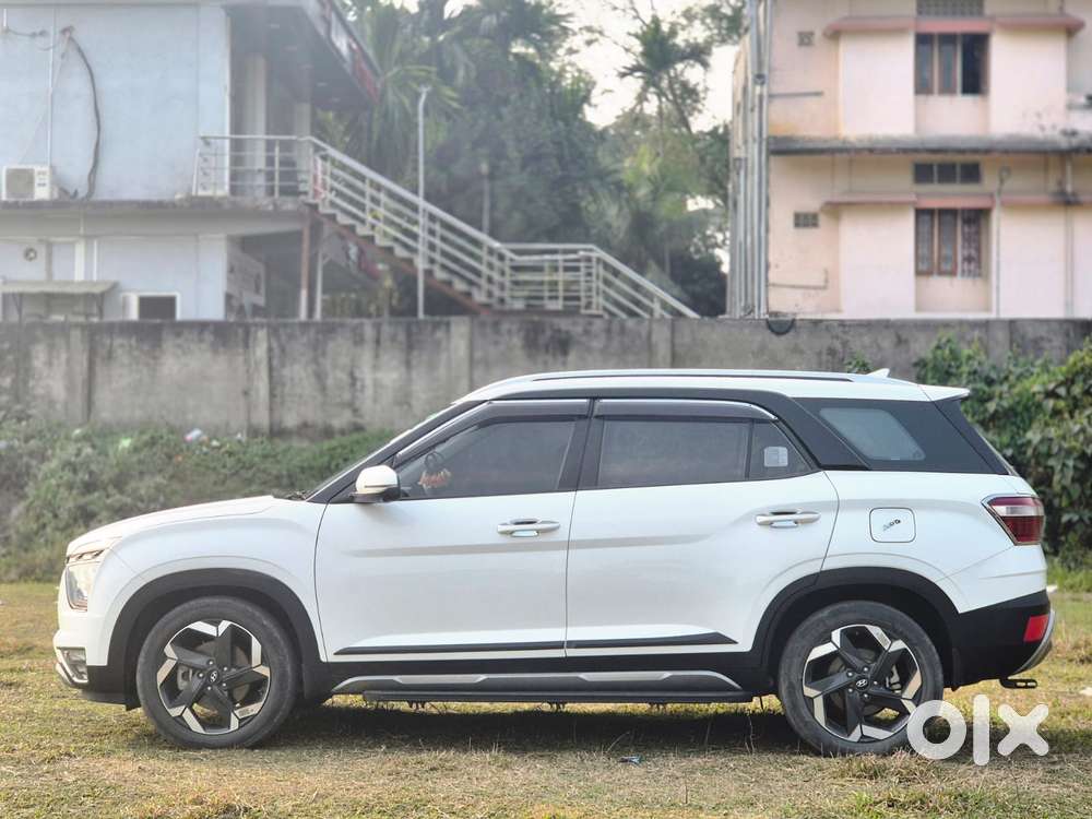 Hyundai Alcazar Platinum, 2022, Petrol