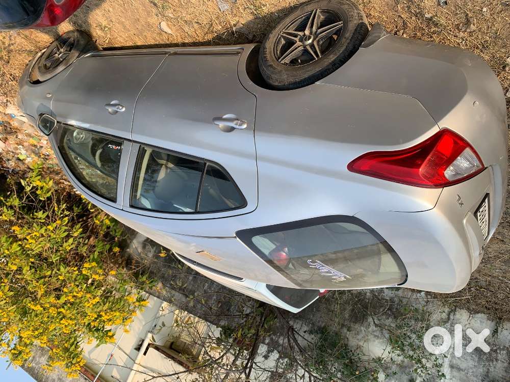 Urgent Sale 2015