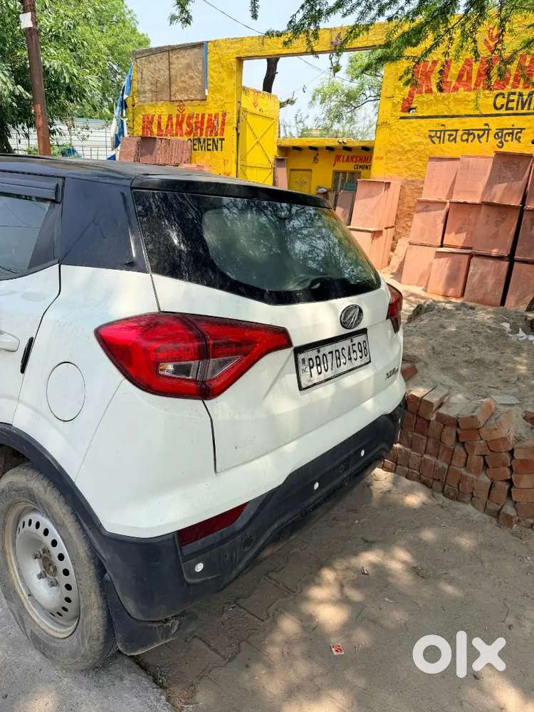 Xuv 300 W4