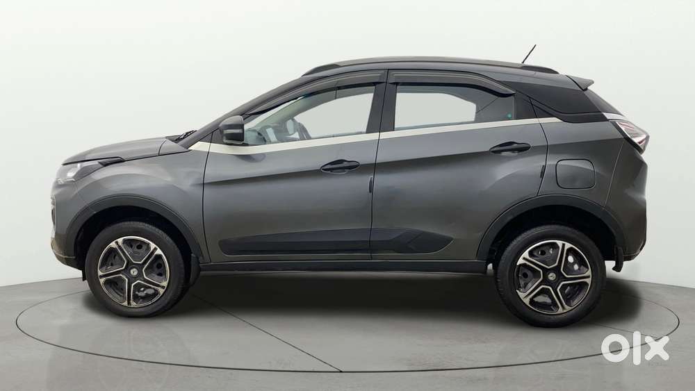 Tata Nexon 1.5 Revotorq Xma Amt, 2021, Petrol