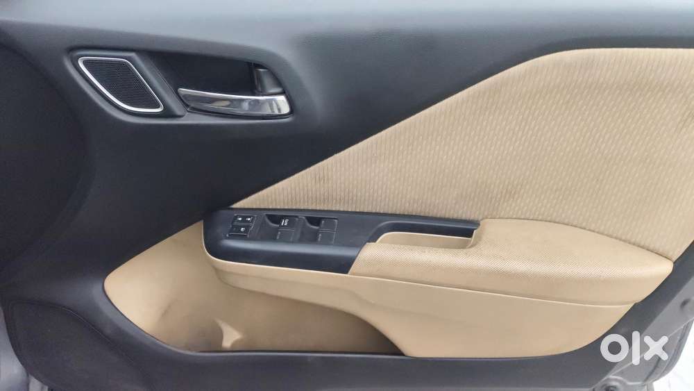 Honda City 1.5 V 5th Gen I-vtec Mt, 2022, Petrol