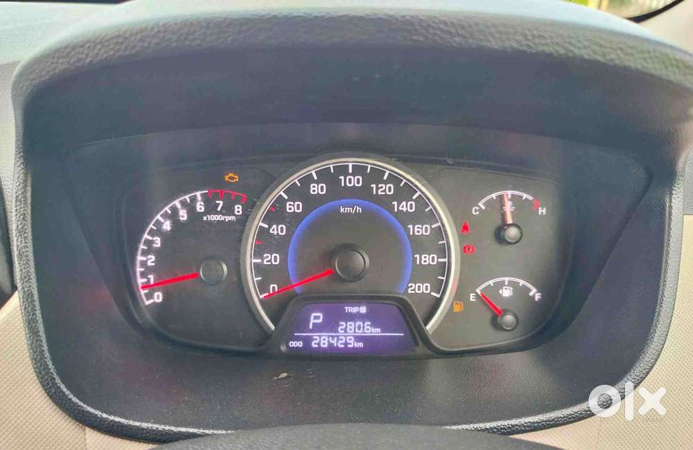 Hyundai Grand I10 1.2 Kappa Sportz Option At, 2018, Cng & Hybrids