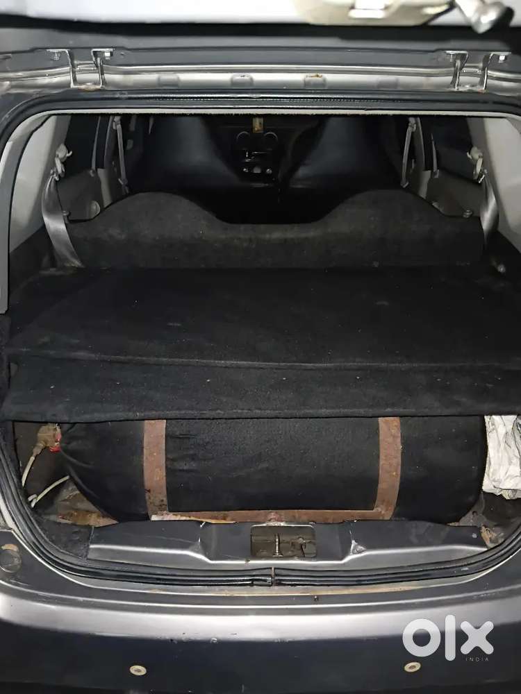 Nissan New Mpv Petrol+ Cng 2015