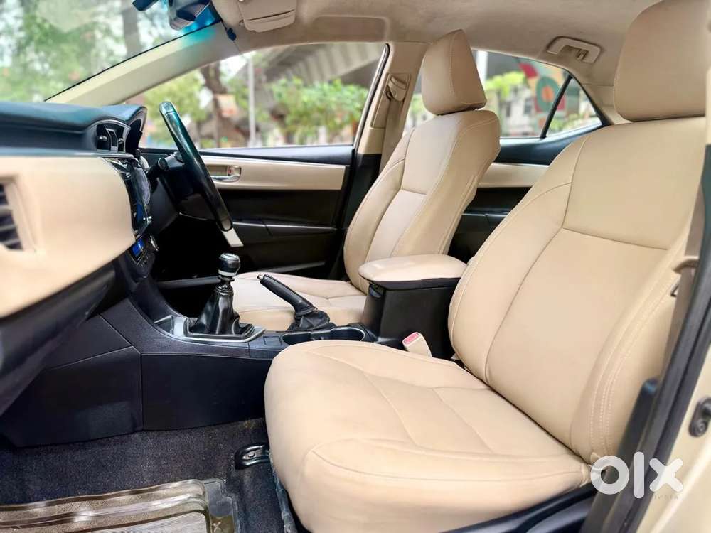 Toyota Corolla Altis 1.8g Limited, 2015, Petrol