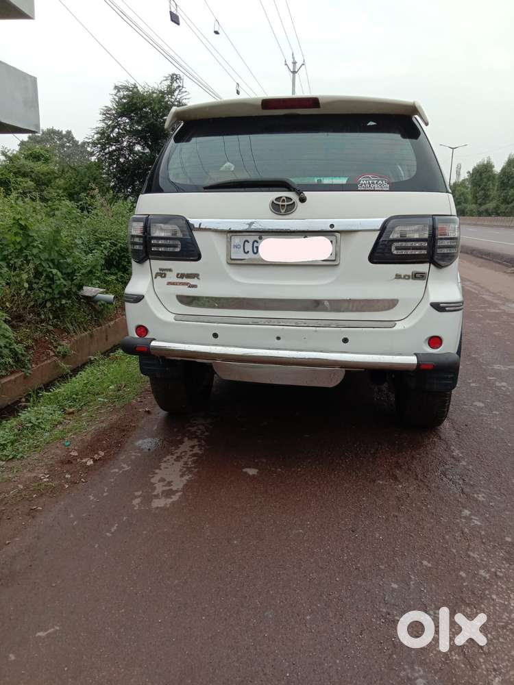 Toyota Fortuner 4x2 Manual, 2011, Diesel